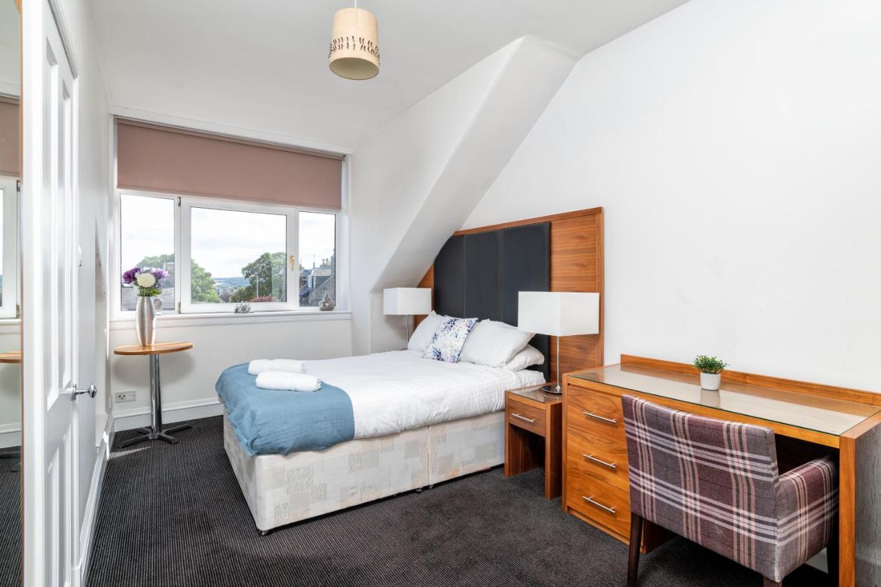 Appartement Spacious 5-bedroom Townhouse In The West-end